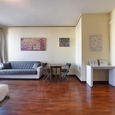Duomo Luxury Apartment VII Milaan Buitenkant foto