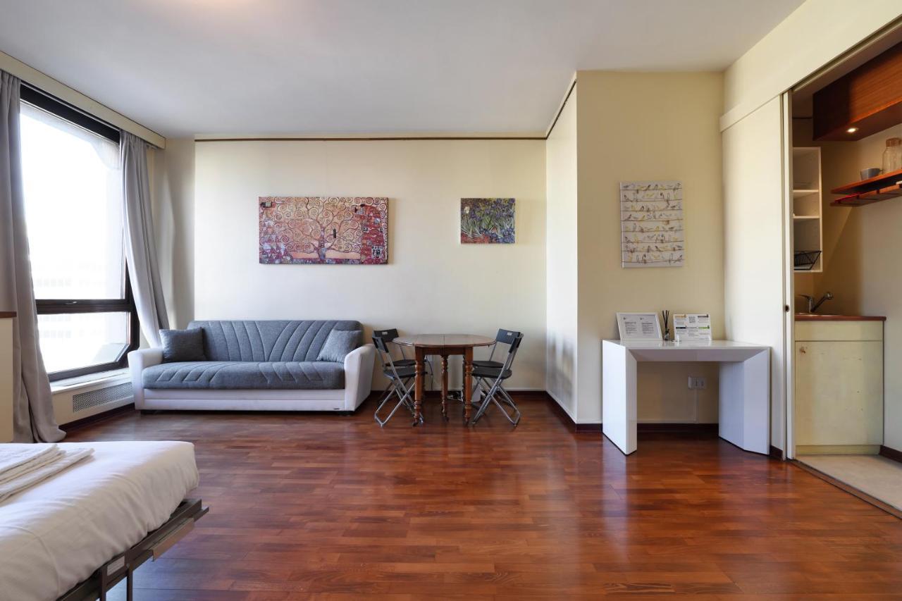 Duomo Luxury Apartment VII Milaan Buitenkant foto